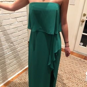 BCBG Dresses - BCBG Kelly Green Maxi BCBG Dresses - BCBG Kelly Green Maxi